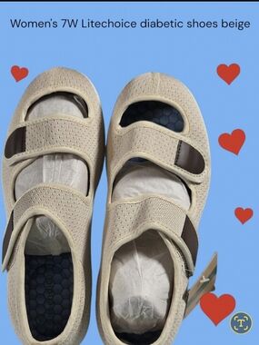 Plitechoice Beige Diabetic Womens 7W Shoes - Adjustable Mary Jane Style